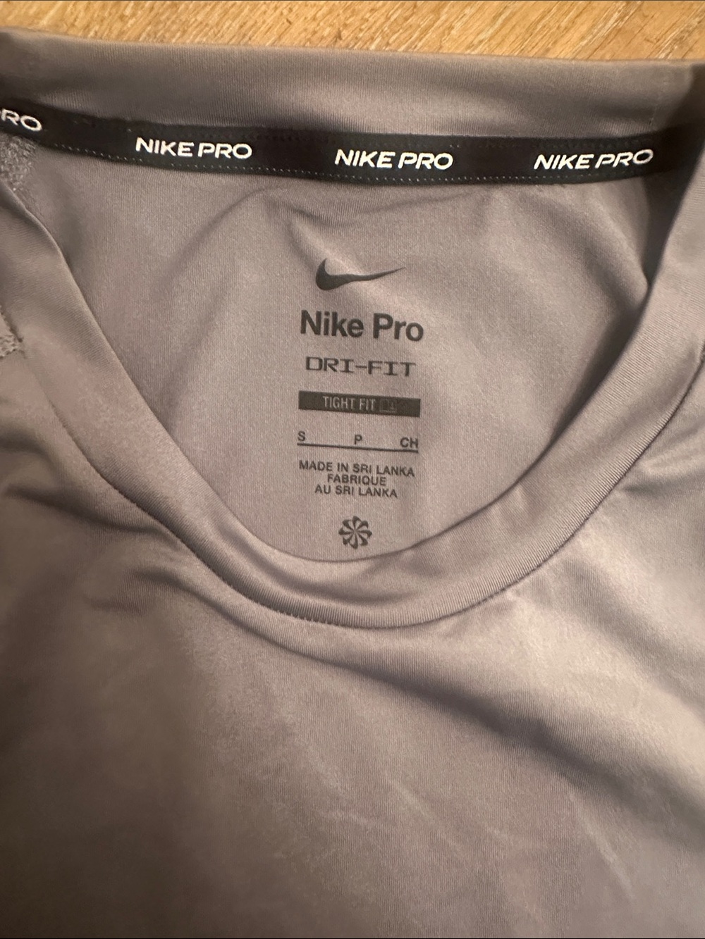 Nike Pro Performance Training Tee - Picture 2 of 4